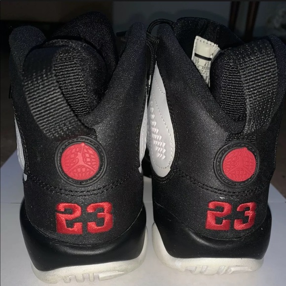 Jordan 9 retro OG Space Jam 2016 white red black size 5 grade school - Picture 3 of 11